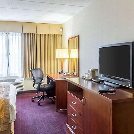 Clarion Hotel Somerset - New Brunswick Zewnętrze zdjęcie