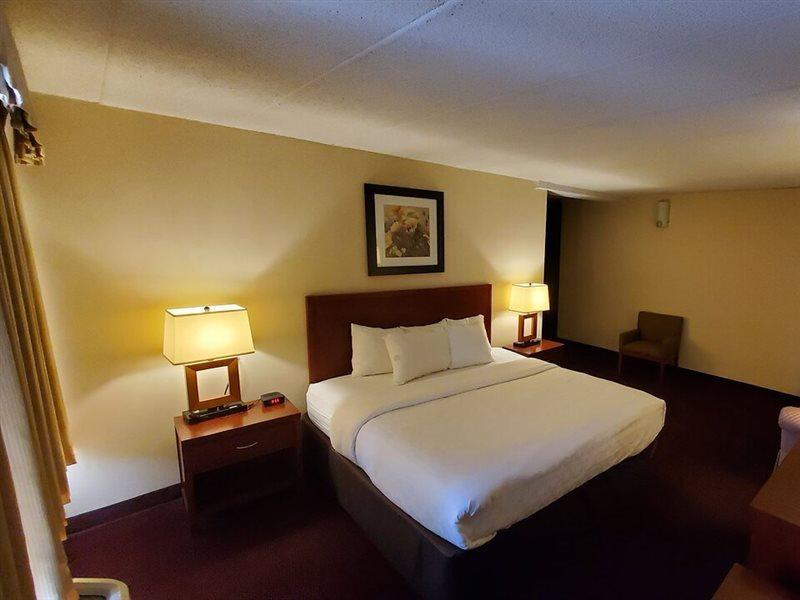 Clarion Hotel Somerset - New Brunswick Zewnętrze zdjęcie