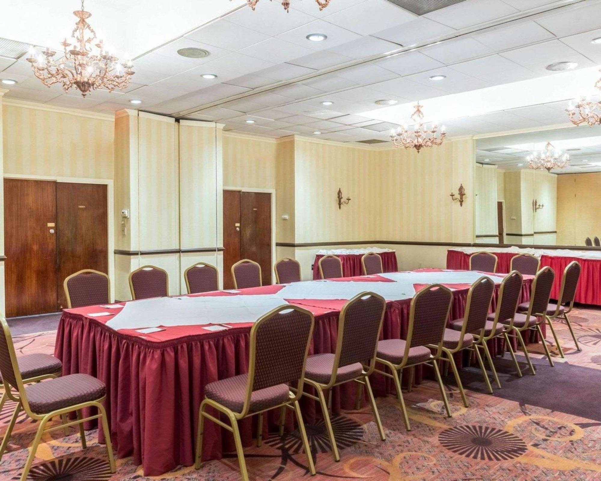 Clarion Hotel Somerset - New Brunswick Zewnętrze zdjęcie